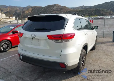 2019 Toyota Highlander Le z USA, uszkodzony, nr VIN 5TDZZRFH1KS326808
